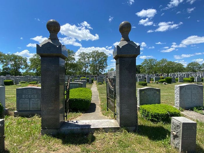 beth david cemetery 2